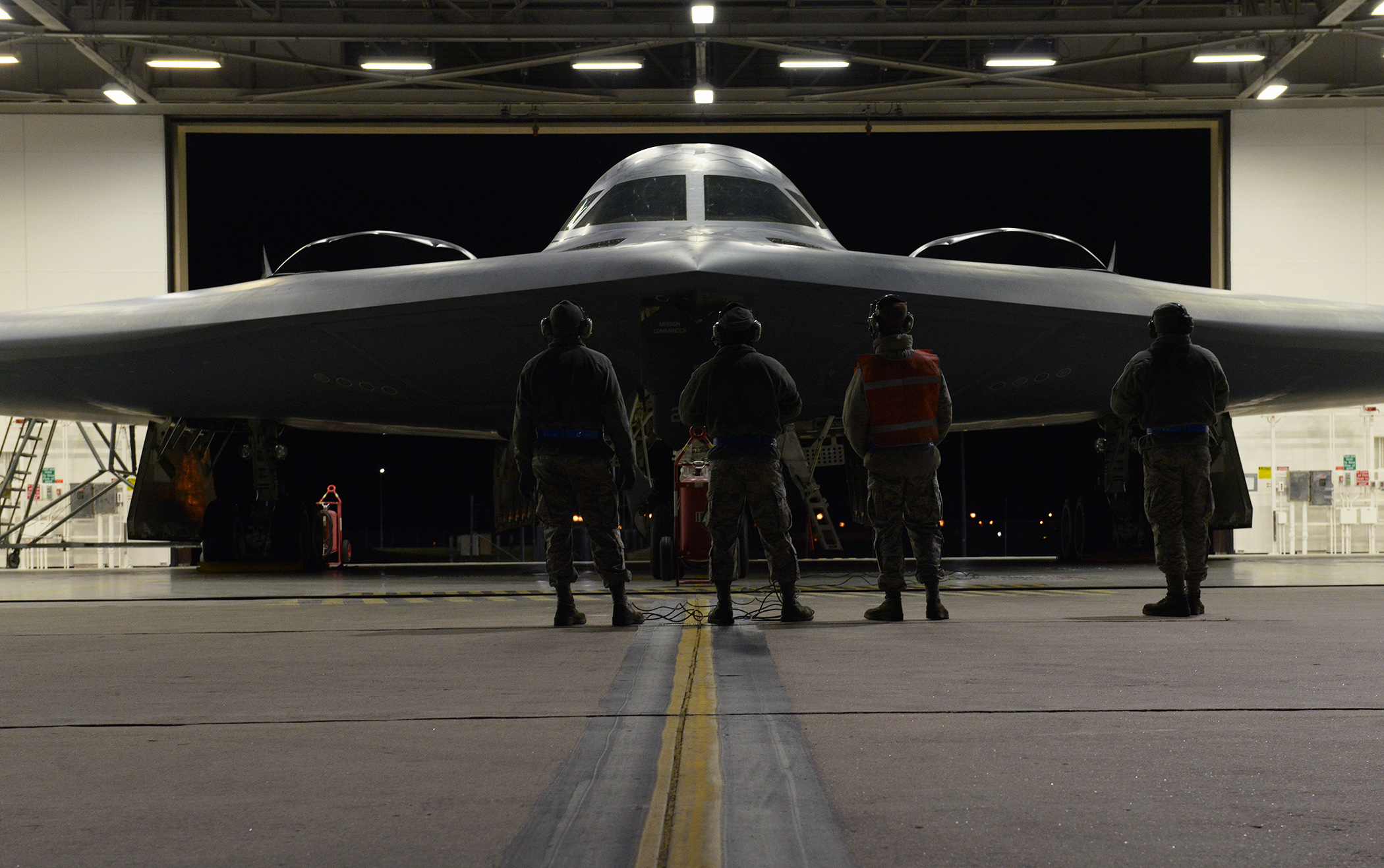 B-2 Stealth Bomber Damaged in Emergency Landing at Missouri Airbase - Vimarsana News