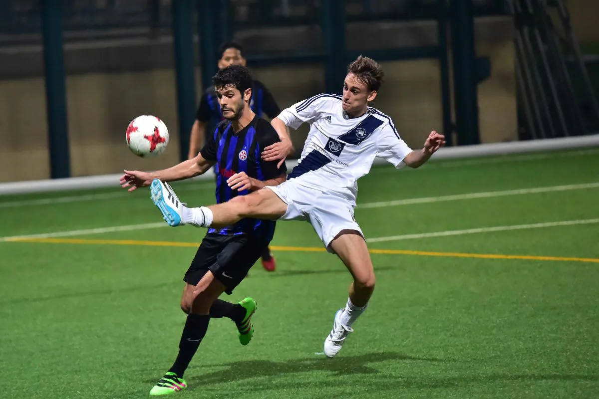 A competitive battle between Club Colts and French Kiss in Division 1 of the Yau Yee League ended in a 1-1 draw at Sports Road on Sunday Oct 29, 2017. (Bill Cox/Epoch Times)