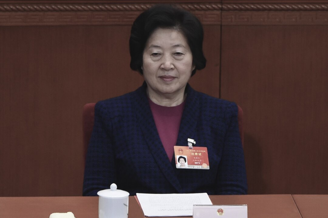 Chinese Regime’s Vice Premier Visits COVID-19 Stricken Dalian; Residents Say It’s for Show