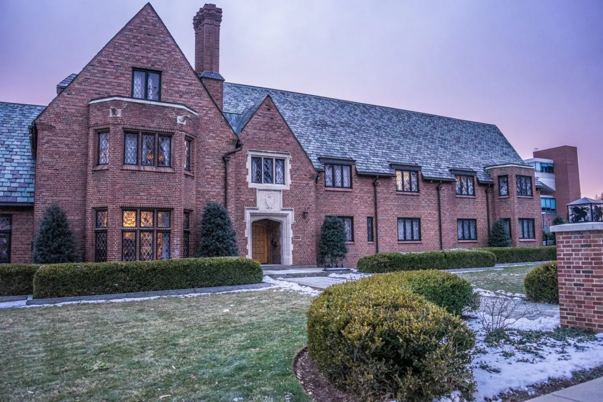 The Penn State Beta Theta Pi fraternity house where Tim Piazza died. (onwardstate.com)