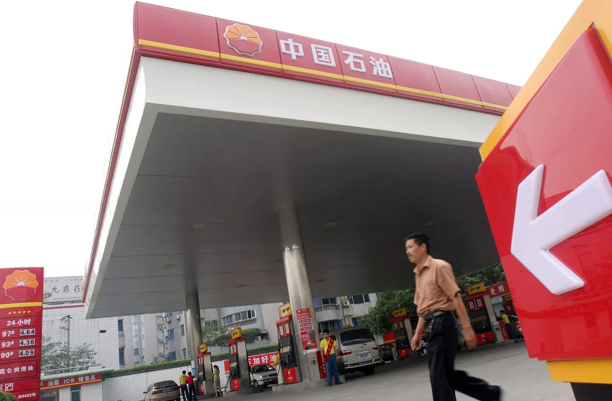 A gas station of the state-owned oil company PetroChina in Chengdu, Sichuan Province, on Aug. 25, 2005. (China Photos/Getty Images)
