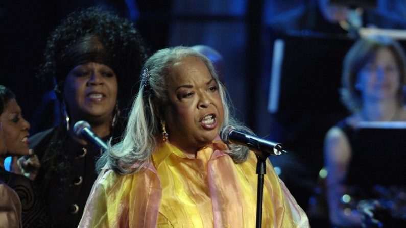 Singer Della Reese, of ‘Touched by an Angel’ Fame, Dies at 86