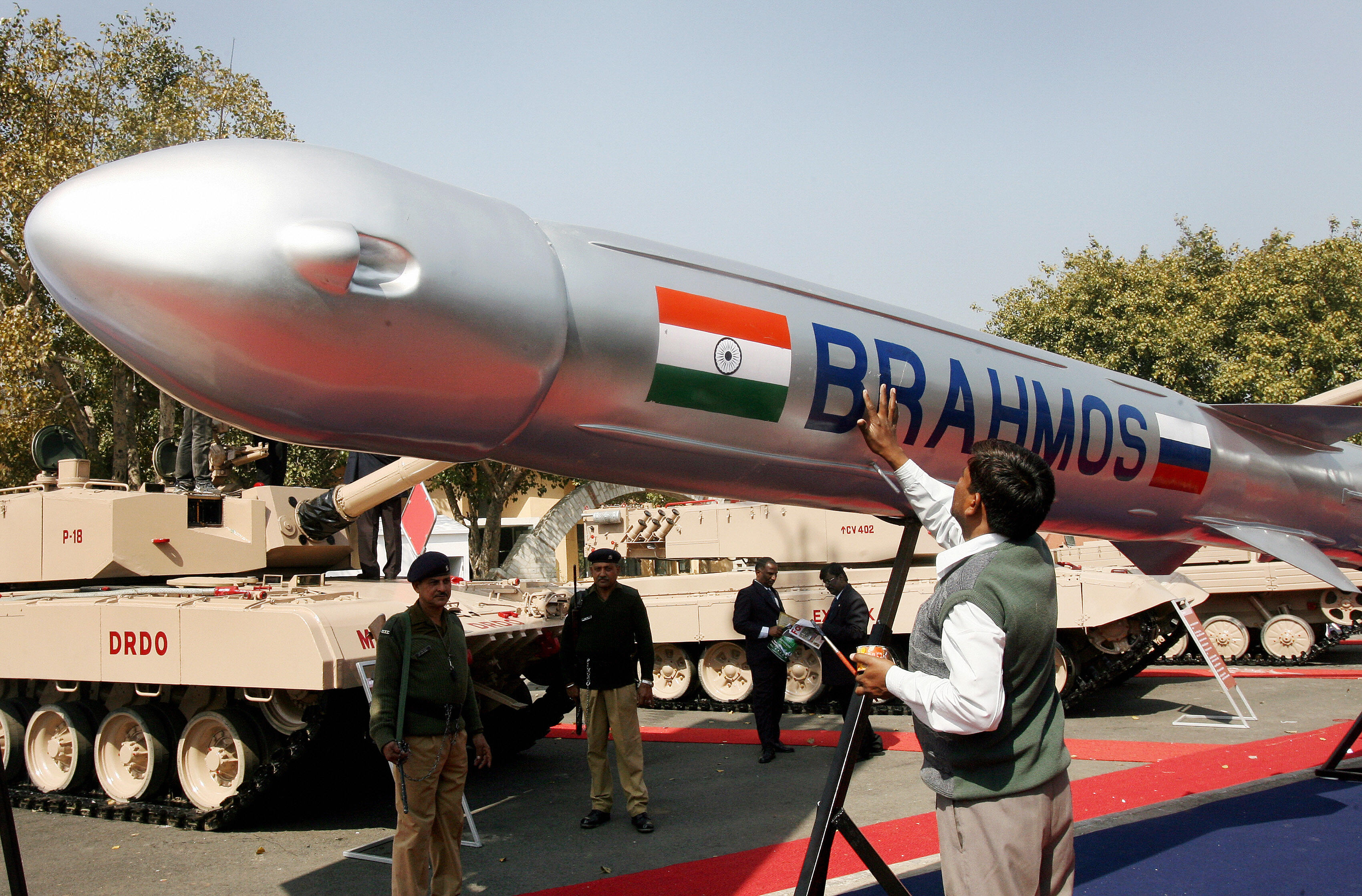 Philippines Purchase of India's Supersonic Missile Breaks 'Psychological Barriers,' Expert Says - Vimarsana News