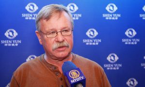 Boston Building Commissioner Enjoys the Artistry of Shen Yun