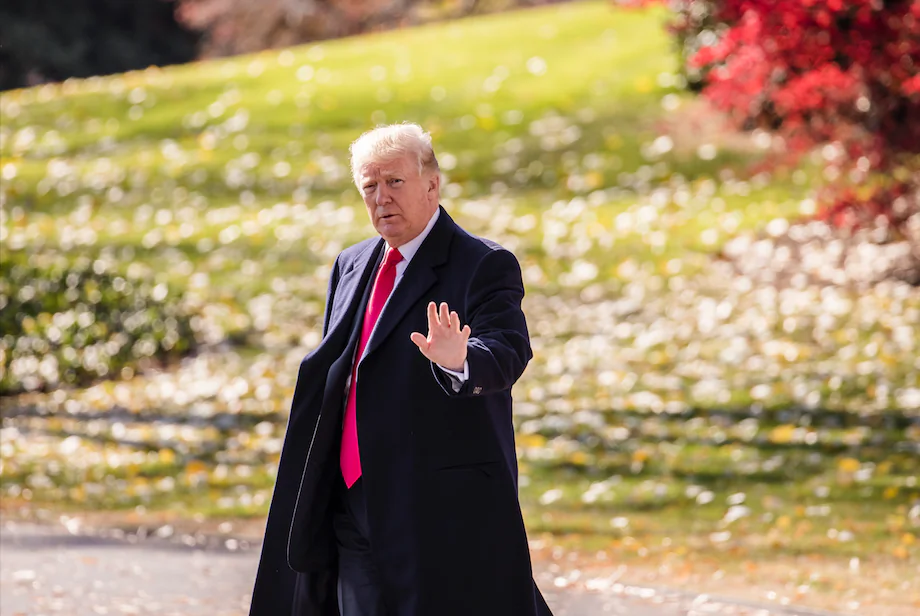 President Donald Trump departs the White House on Nov. 29, 2017. (Samira Bouaou/The Epoch Times)