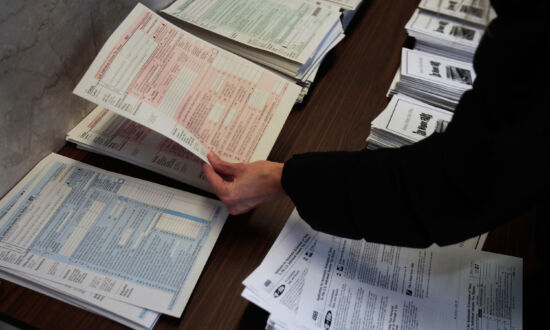 IRS Delays Tax Document