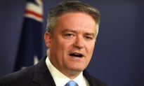 Minister Defends Australia’s Budget Reliance on CCP Virus Vaccine