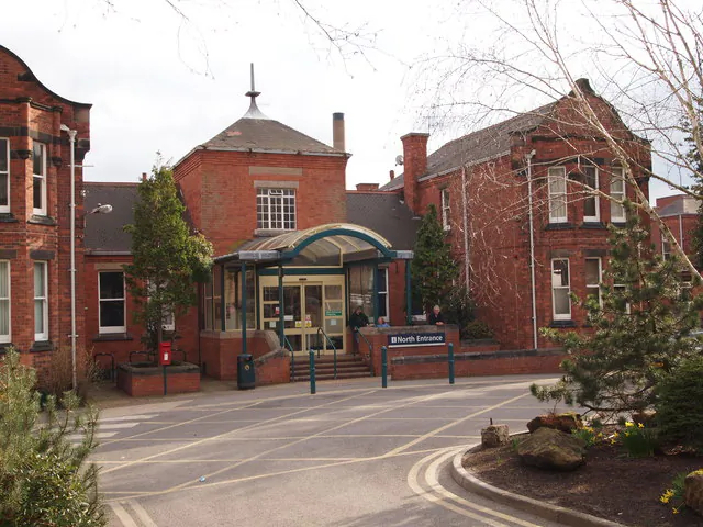 Nottingham City Hospital. (David Hallam-Jones/geograph CC BY-SA-2.0; ept.ms/2utDIe9)