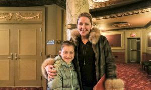 Graphic Designer Impressed by Shen Yun’s Digital Backdrop