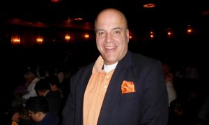 Accountant Enjoys the Personal Touch in Shen Yun Performance