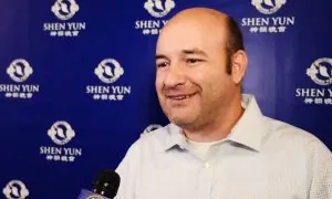 Real Estate Investor Enjoys the Balance in Shen Yun Orchestra