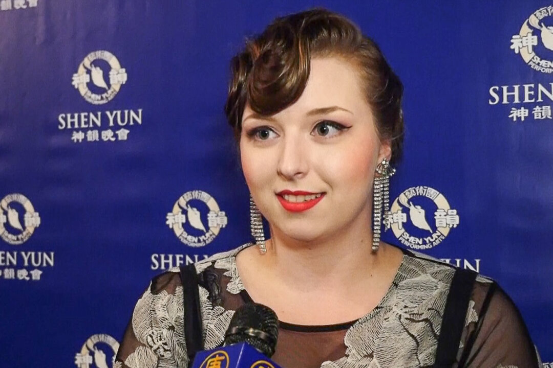 Jenny Park enjoyed watching Shen Yun at Johnny Mercer Theatre, in Savannah, Georgia, on Dec. 23, 2017. (NTD Television)
