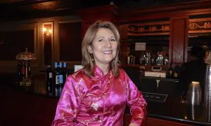 International Education Manager Enjoys Scenery on Shen Yun’s Digital Backdrop