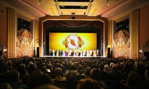 Burlington Theatergoer Says Shen Yun ‘Is Absolutely Wonderful’