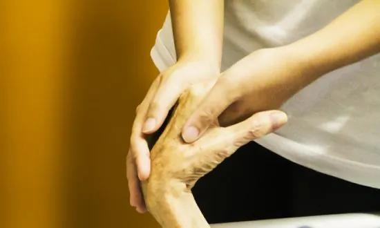 Court Tells Hospice Society That Opposes Medically Assisted Death to Stop Meeting