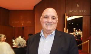 Business Advisor Loves the Traditions Being Brought Back to Life in Shen Yun