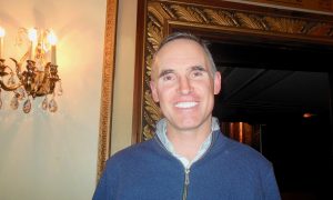 ‘I Love It,’ Says Real Estate Executive after Watching Shen Yun