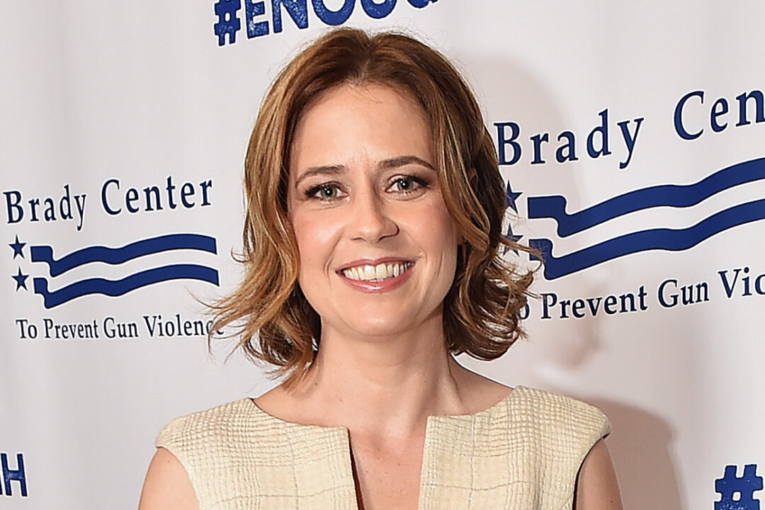 ‘The Office’ Star Jenna Fischer Says She’s Cancer-Free Following Breast Cancer Battle