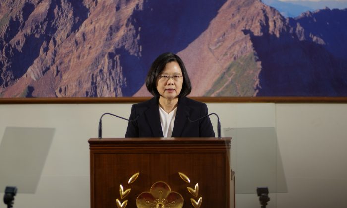 Taiwan's President Tsai Ing-wen speaks during the end-of-year news conference in Taipei, Taiwan Dec. 29, 2017.  (Reuters/Fabian Hamacher)