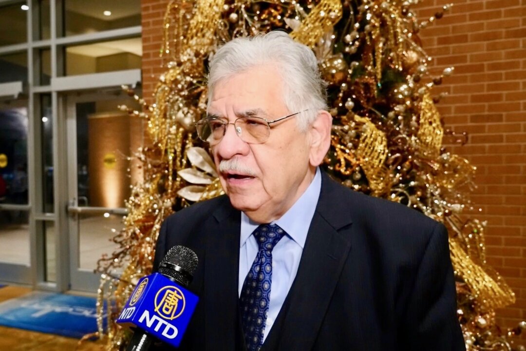 Roland Arriola enjoyed a performance by Shen Yun Performing Arts at the McAllen Performing Arts Center, Austin, Texas, on Dec. 29, 2017. (NTD Television)