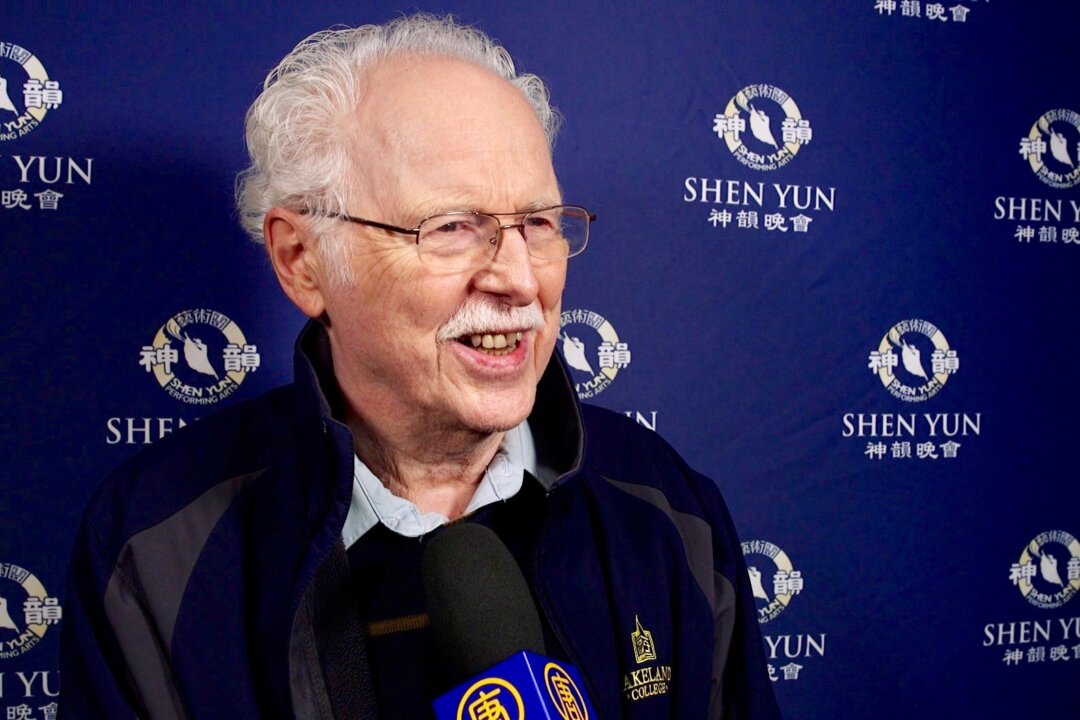 Dick Leach enjoyed a performance by Shen Yun Performing Arts at the Robinson Performance Hall, Little Rock, Arkansas, on Jan. 1, 2018. (NTD Television)