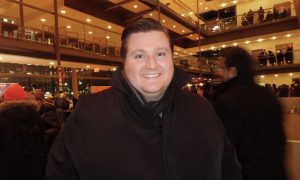 CEO and Business Professor Enjoys Cultural Diversity of Shen Yun