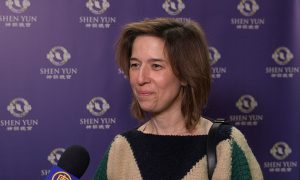 Violinist Impressed With Chinese Instruments, Especially the Erhu