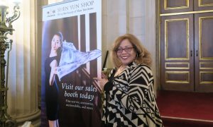 Fine Artist: Shen Yun ‘Gave Me a Sense of Hope’