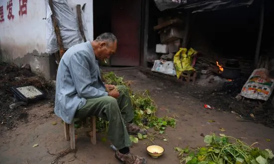 China Using Agriculture Policing Teams, Back to Mao-Era Cut Off ‘Capitalist Tails’