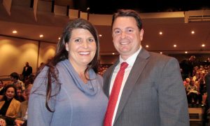 Physician Says the Shen Yun Digital Backdrop Adds to His Experience
