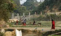 Rohingya Insurgents Say 10 Found in Burmese Grave ‘Innocent Civilians’