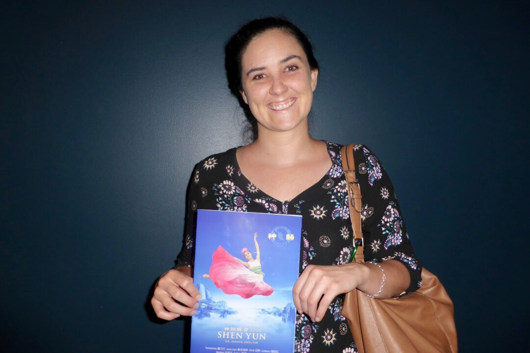 Meg Willis enjoyed a performance by Shen Yun Performing Arts at the Empire Theatre, Toowoomba, Queensland, on Jan. 18, 2018. (Mary Yuan /The Epoch Times)