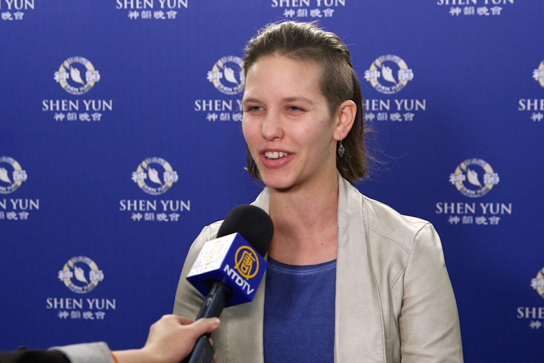 Dancer Sarah Morin enjoyed the Shen Yun performance at Grand Théâtre de Québec in Quebec City on Jan. 17, 2018. “I’m very impressed,” said Ms. Morin. (NTD Television)