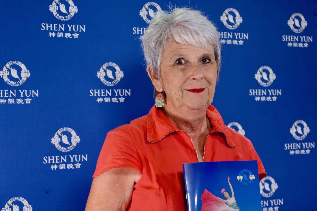 Julie Johnston enjoyed a performance by Shen Yun Performing Arts at the Empire Theatre, Toowoomba, Queensland, on Jan. 18, 2018. (NTD Television)