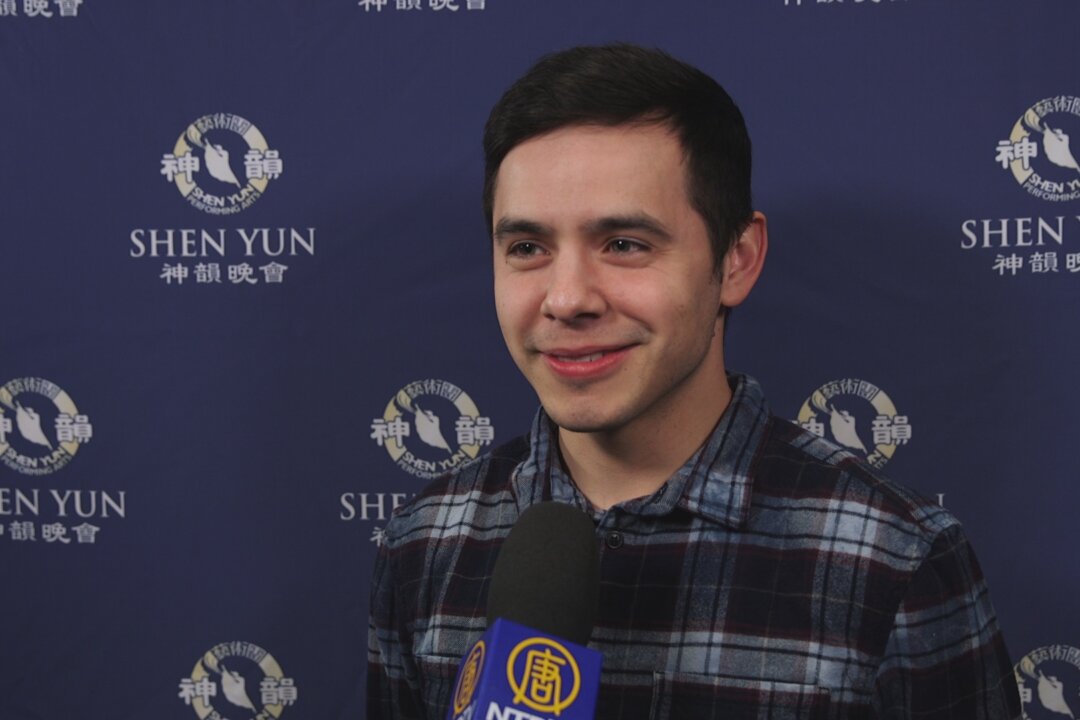 David James Archuleta took an evening off after working in the studio to enjoy a Shen Yun performance at the Tennessee Performing Arts Center in Nashville on Jan. 20, 2018. (NTD Television)
