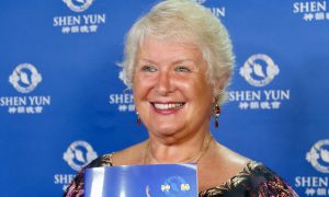 Shen Yun’s Beauty and Precision Astonish Theatre Writer