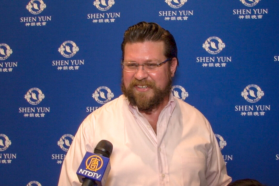 Andrew Robinson attended the Shen Yun performance at the North Charleston Performing Arts Center in North Charleston, S.C., on Jan. 23, 2018. Mr. Robinson has brought his 8-year-old daughter to see Shen Yun for the past four years. (NTD Television)