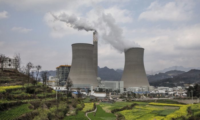 A newly built Chinese state-owned coal-fired power plant in Liuzhi County, Guizhou Province, on Feb. 7, 2017.(Kevin Frayer/Getty Images)