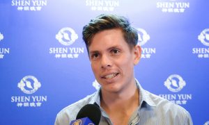 Richard Cram Says Shen Yun Is Absolutely Beautiful