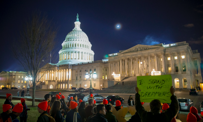 Pro-DACA supporters protest outside Capitol Hill on Jan. 21, 2018 in Washington. (Tasos Katopodis/Getty Images)