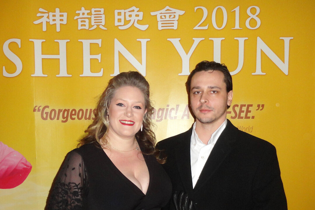 Candice West and Jon Mullen enjoyed the Shen Yun performance at Centre In The Square in Kitchener, Canada, on Jan. 27, 2018. “It's amazing. I find it very impressive,” said Mr. Mullen. (Madalina Hubert/The Epoch Times)