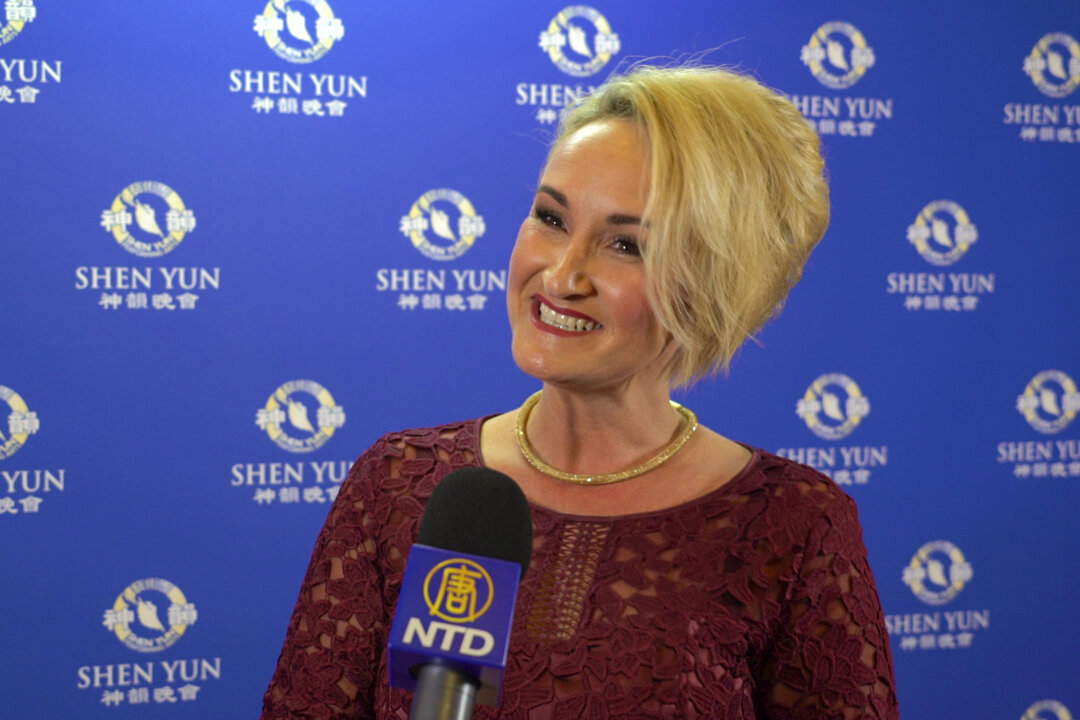 Alison Gee enjoyed a performance by Shen Yun Performing Arts at The Regal Theatre, Perth, on Jan. 27, 2018. (NTD Television)