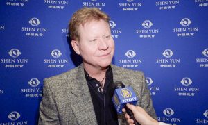 US Port Specialist Wishes He Could Dance Like Shen Yun Dancers