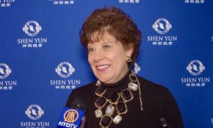 Former First Lady of Alabama Returns to See Shen Yun for the Third Time