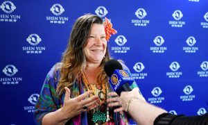 Former Theatre Production Manager Feels Privileged to See Shen Yun