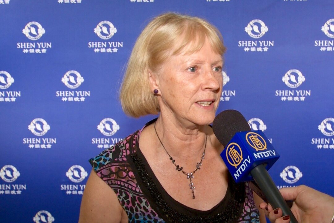  Suzanne Houlden enjoyed Shen Yun Performing Arts' evening performance at the Ulumbarra Theatre on Feb. 3, 2018.  (NTD Television)