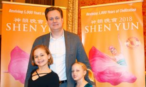 Shen Yun Is ‘Very Touching and Tranquil,’ Cardiologist Says