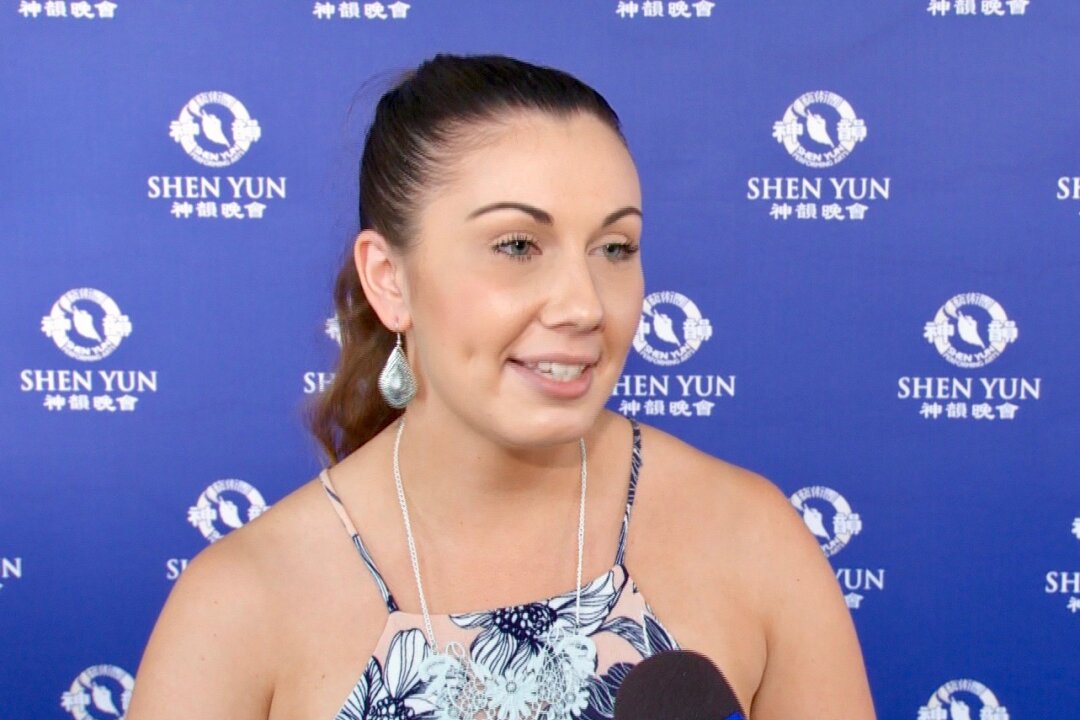 Lisa Styles enjoyed Shen Yun Performing Arts' matinee performance at the Ulumbarra Theatre on Feb. 4, 2018. (NTD Television)