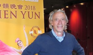 Filmmaker Impressed With Shen Yun’s Technology and Timing