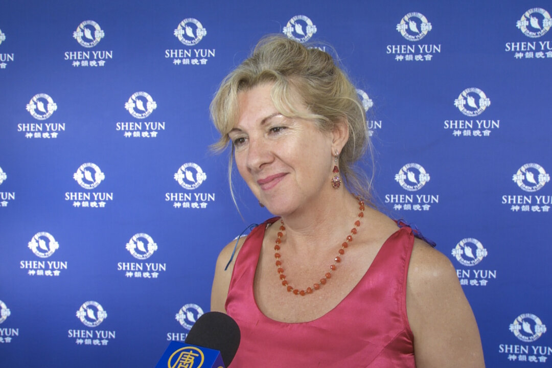 Angie Russi enjoyed Shen Yun Performing Arts' matinee performance at the Ulumbarra Theatre on Feb. 4, 2018. (NTD Television)